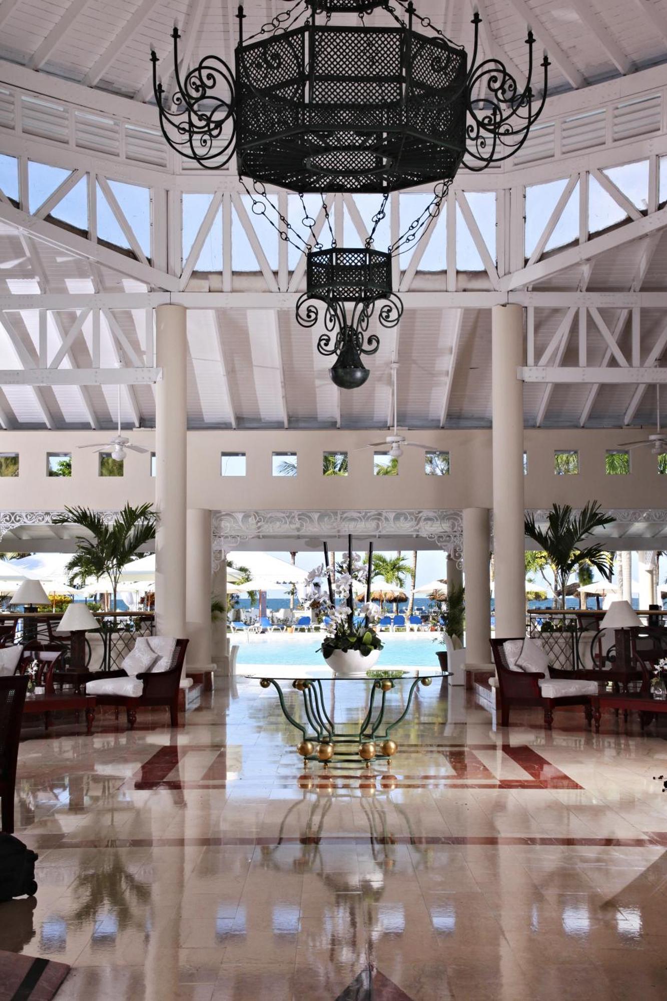 فندق Bahia Principe Grand San Juan Río San Juan المظهر الخارجي الصورة